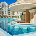Aparthotel Rena 4*