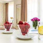 Aparthotel Rena 4*