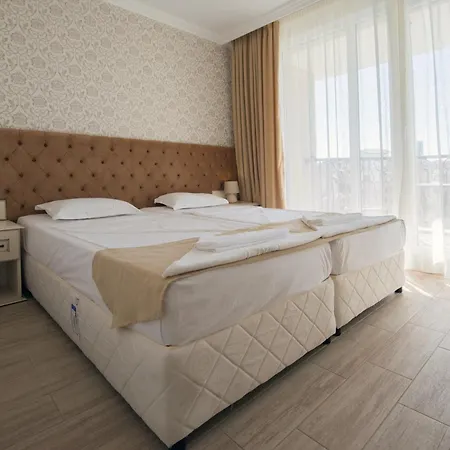 Ξενοδοχείο με διαμερίσματα Rena Σάνι Μπιτς