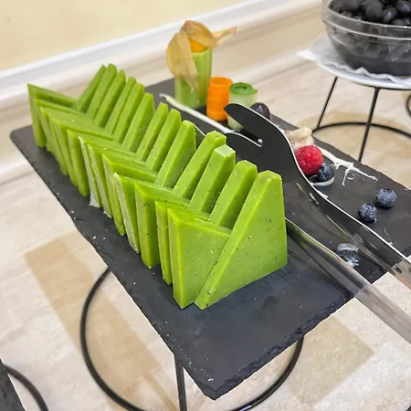 מלון דירות Rena סאני ביץ'