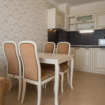 Aparthotel Rena - 4*
