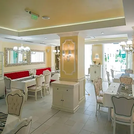 Rena 4* Sunny Beach