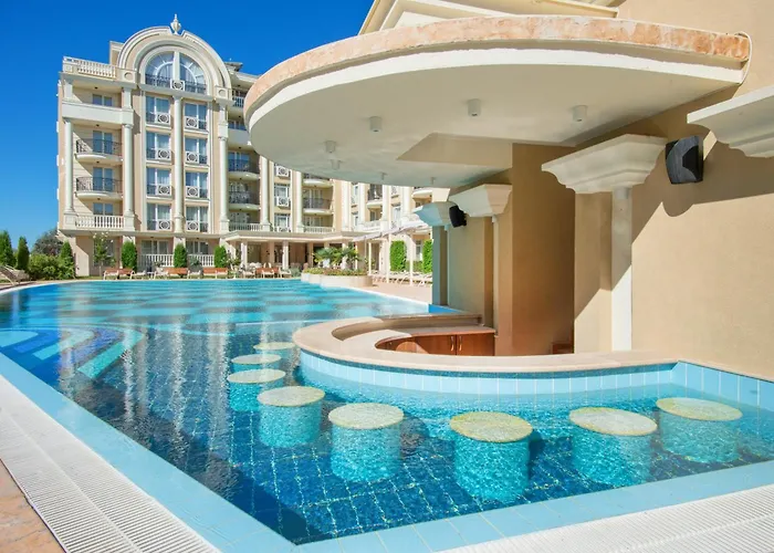 מלון דירות Rena 4*