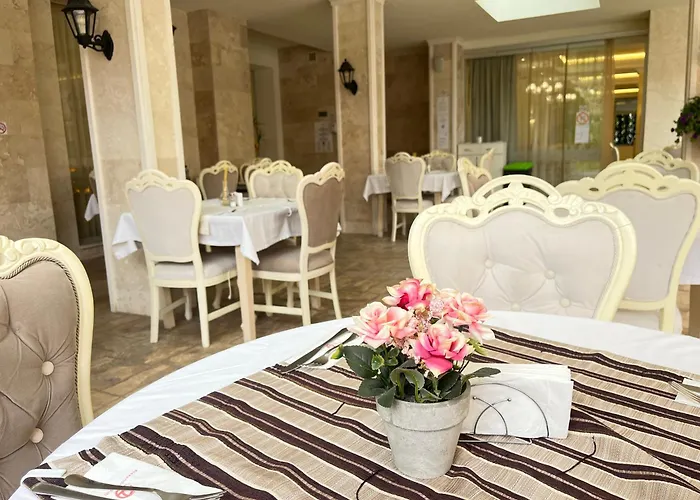 Rena מלון דירות