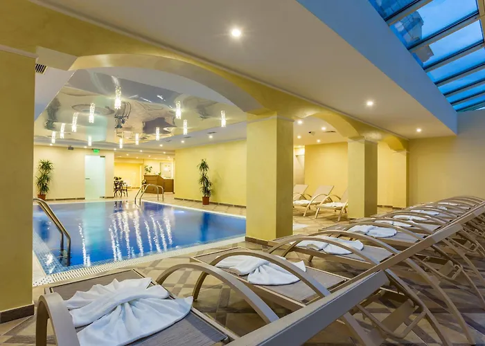 Rena מלון דירות סאני ביץ'