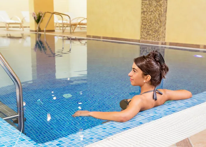 Rena מלון דירות סאני ביץ'