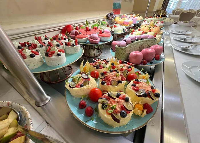 Rena מלון דירות סאני ביץ'